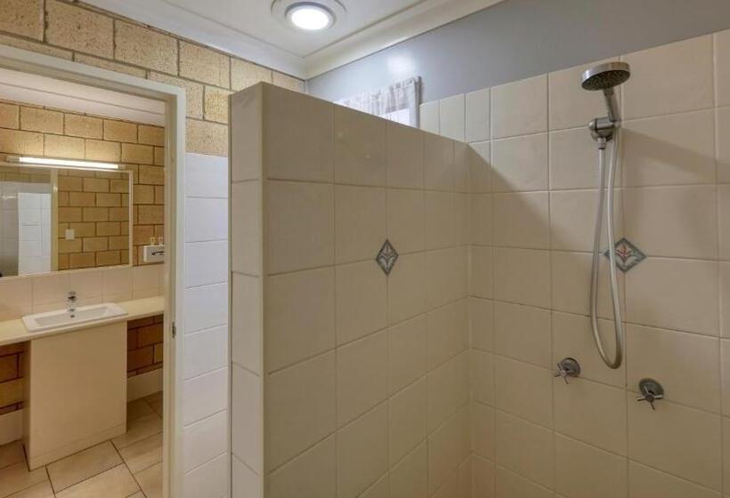 Номер Deluxe, Jacaranda Country Motel