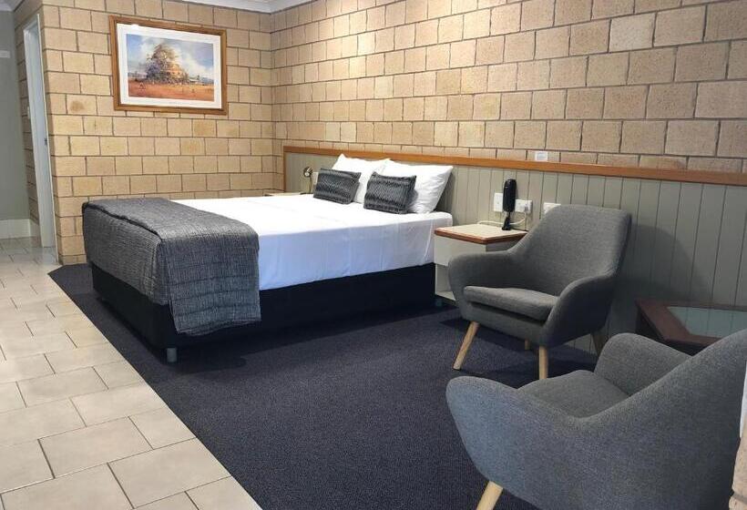 Номер Deluxe, Jacaranda Country Motel