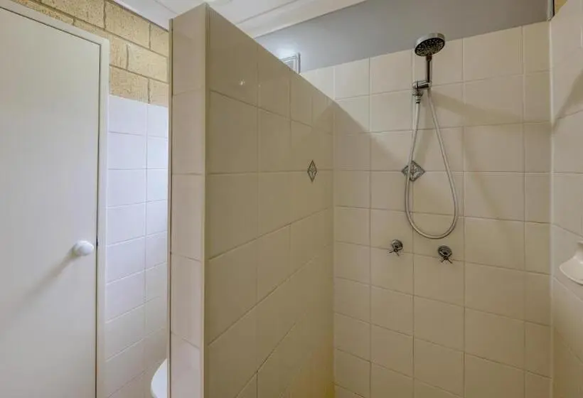 スタンダード４人部屋, Jacaranda Country Motel