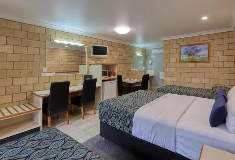 スタンダード４人部屋, Jacaranda Country Motel