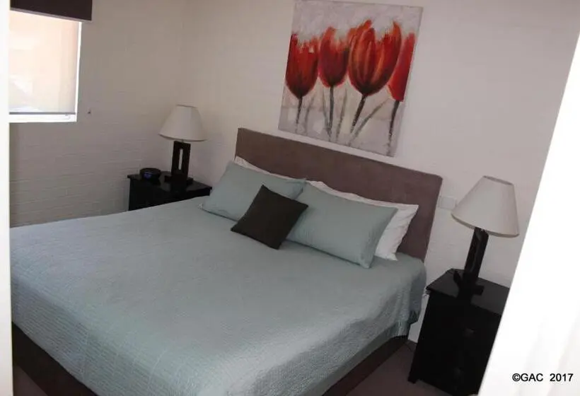 ２ベッドルーム家族用アパートメント, Mollymook Cove Apartments