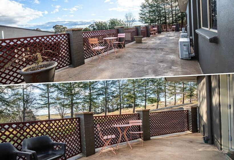 اتاق خانوادگی, Bathurst Gold Panner