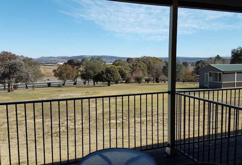 اتاق خانواده اجرایی, Bathurst Gold Panner