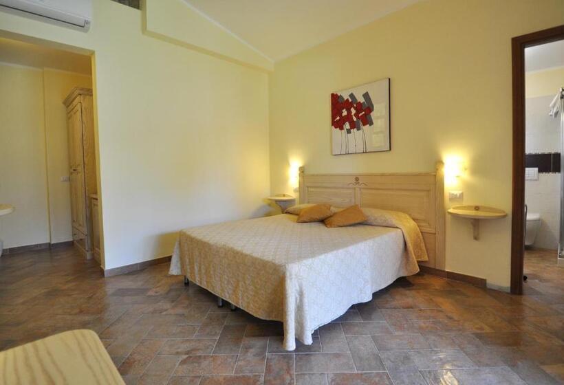 اتاق استاندارد سه نفره, Affittacamere B&b La Villa Dei Graniti