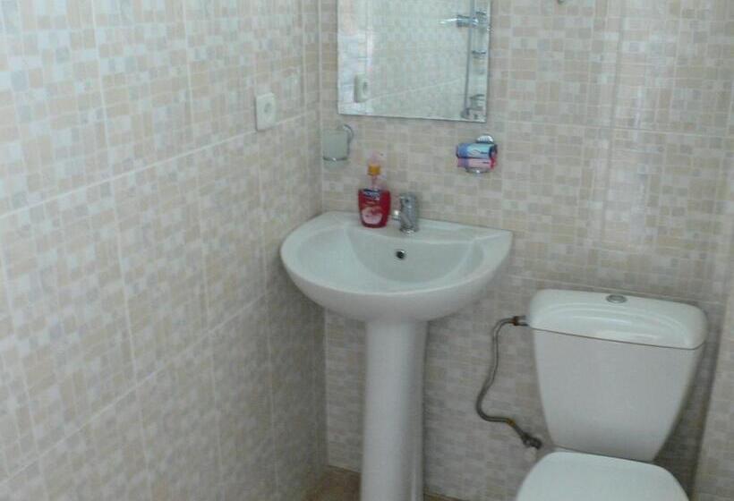 Triple Room Sea View, Akhmed Guest House