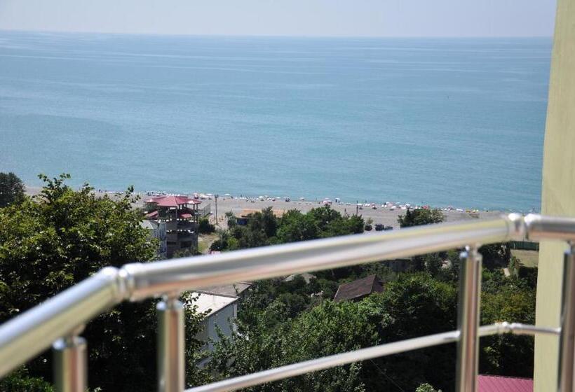 اتاق استاندارد با چشم‌انداز دریا, Akhmed Guest House