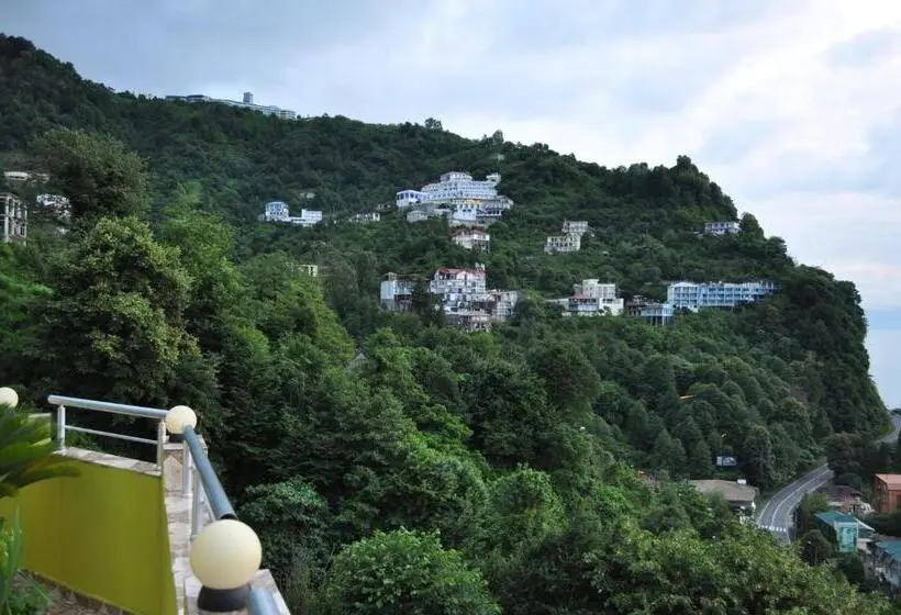 اتاق استاندارد چهار تخته, Akhmed Guest House