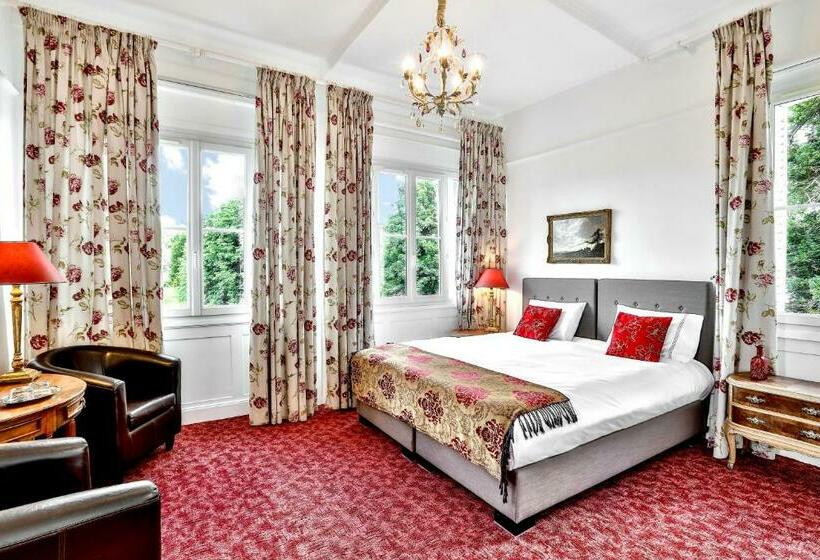 חדר סופריור, Château De Villars