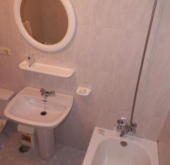 اتاق استاندارد, Hostal Xaraiba