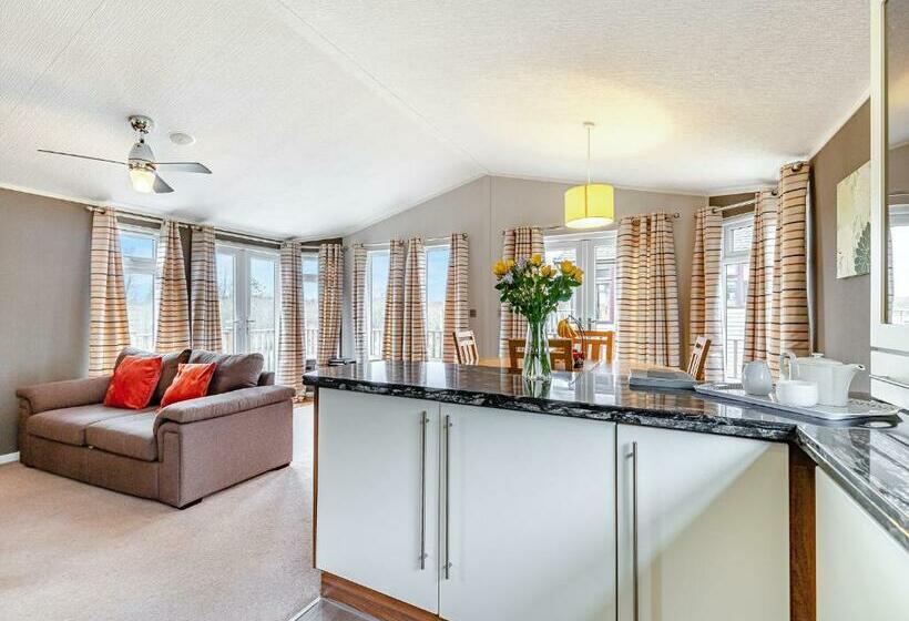 Номер Deluxe, Ashby Woulds Lodges