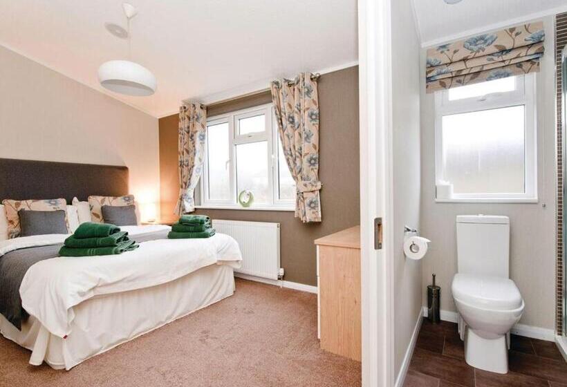 Номер Стандарт, Ashby Woulds Lodges