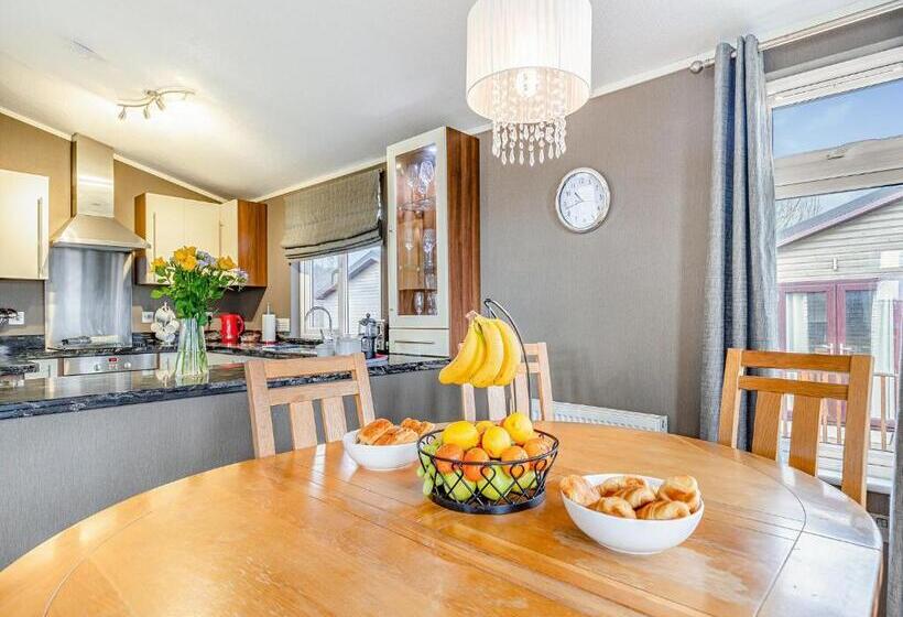 Номер Deluxe, Ashby Woulds Lodges