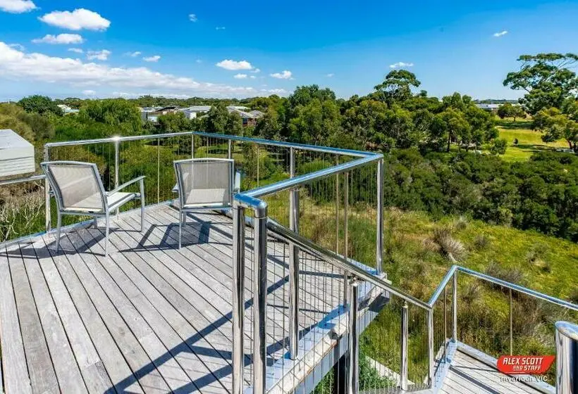 ３ベッドルームアパートメント, Broadbeach Inverloch