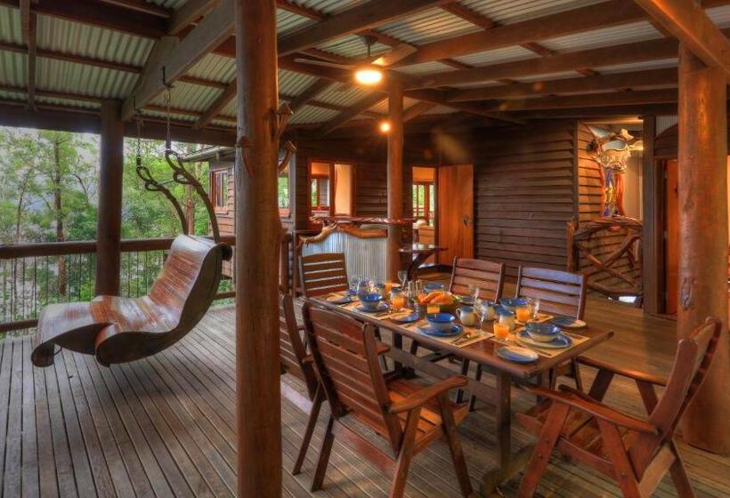 3ベッドルームハウス, Secrets On The Lake