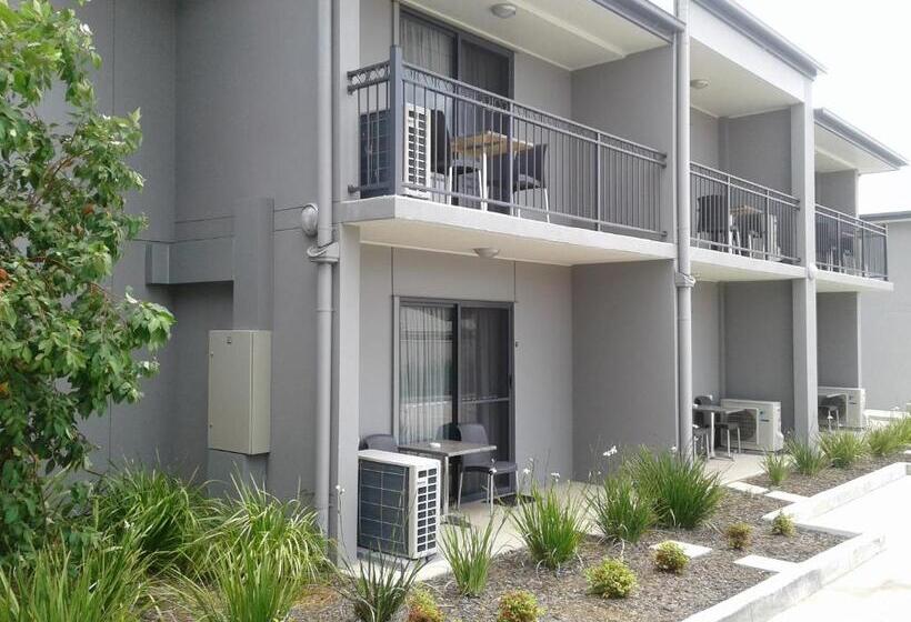 חדר סטנדרט, Royal Motel Miles