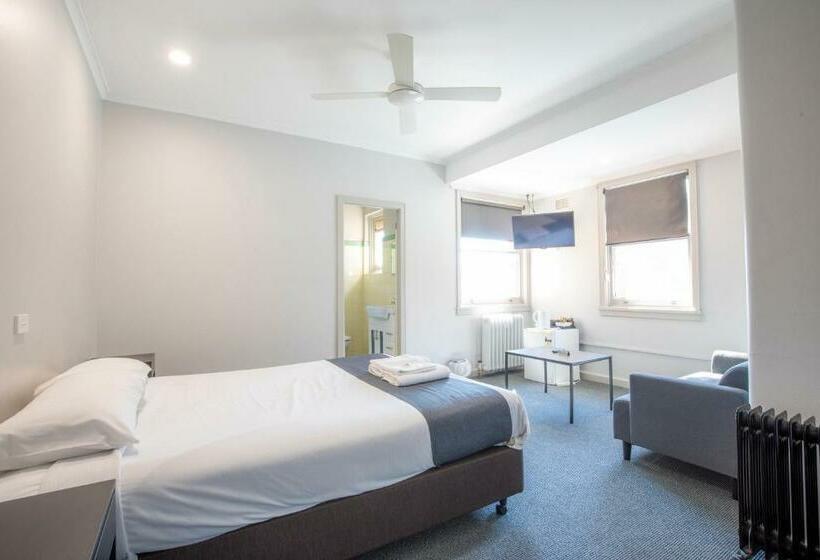 اتاق استاندارد, The George Hotel Bathurst