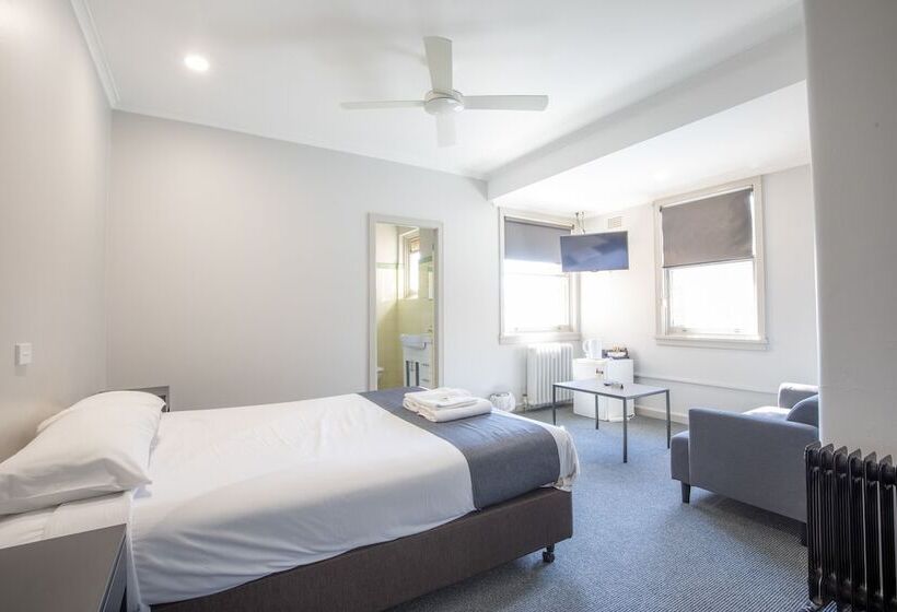 اتاق استاندارد, The George Hotel Bathurst