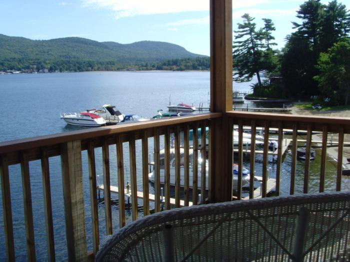 带大床的标准间, Lake Crest Inn