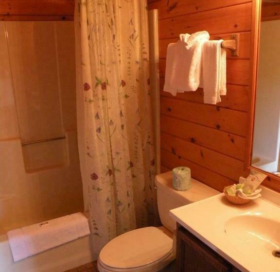 带大床的标准间, Lake Crest Inn