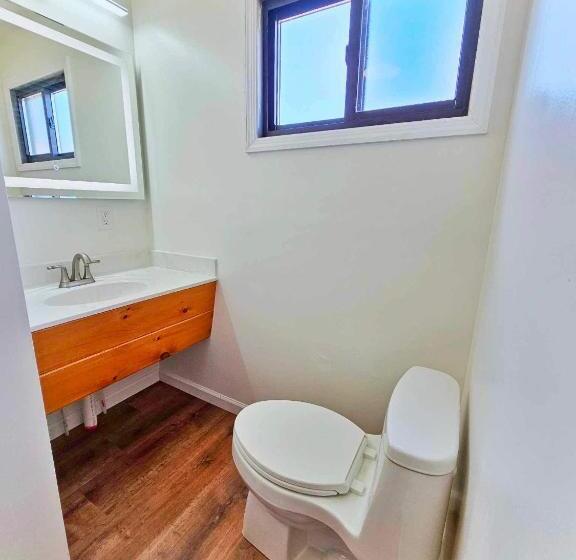 标准间, Lake Crest Inn