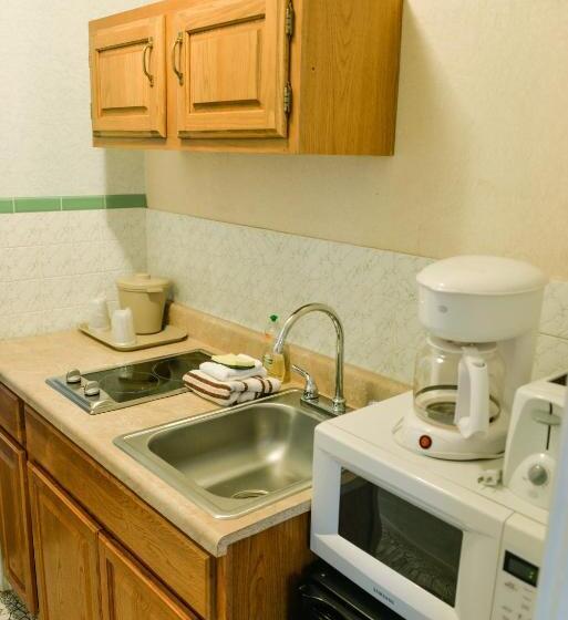 带2个卧室的套房, Lake Crest Inn