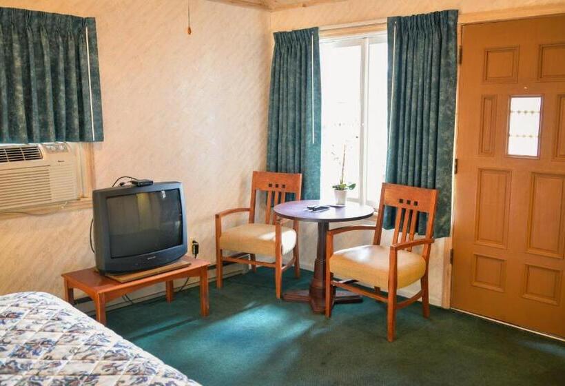 带2个卧室的套房, Lake Crest Inn