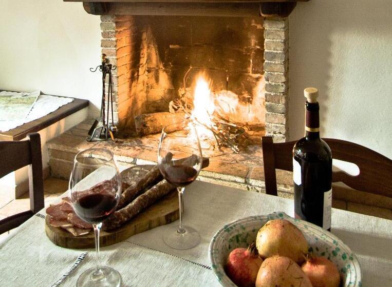 Апартаменты 1 Спальня, Borgo San Valentino