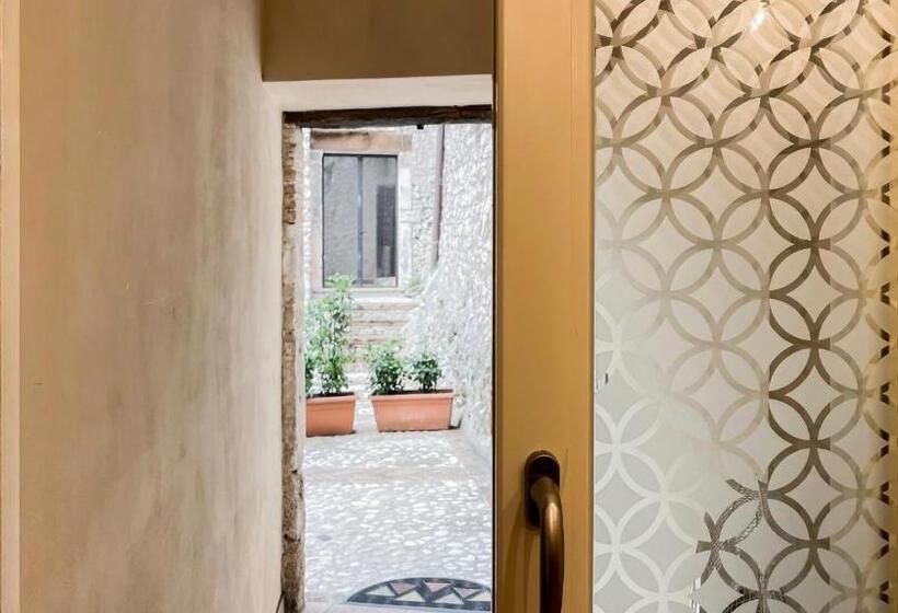 Апартаменты 1 Спальня с Террасой, Borgo San Valentino