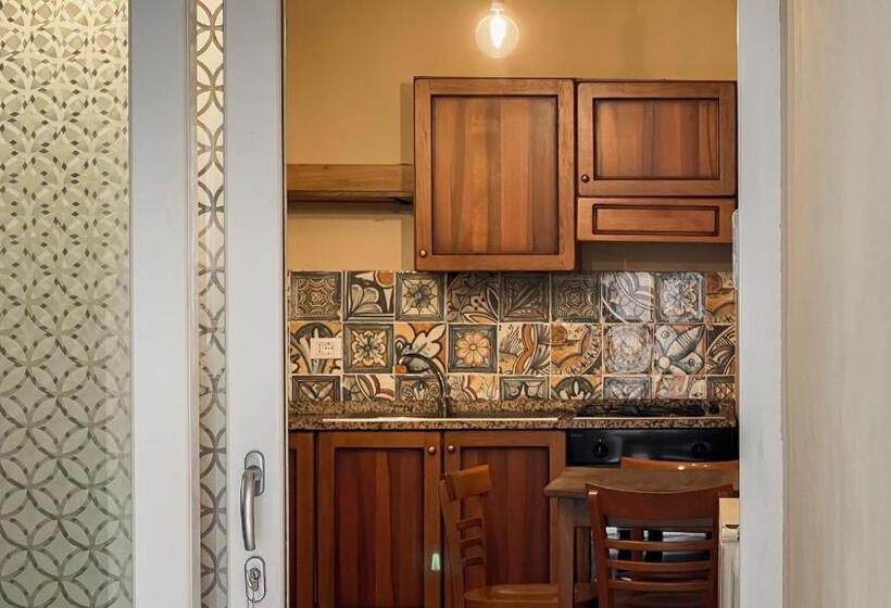 דירת חדר עם טרסה, Borgo San Valentino