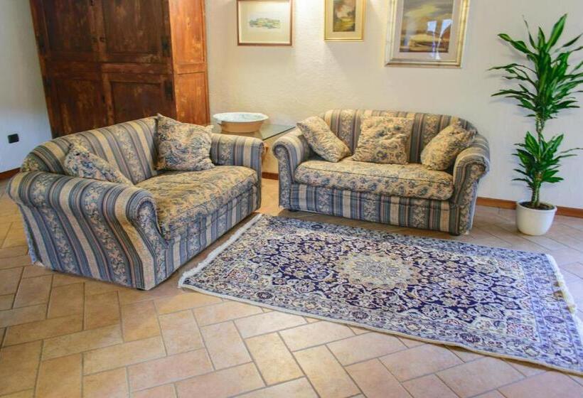 דירת חדר סופריור, Borgo San Valentino