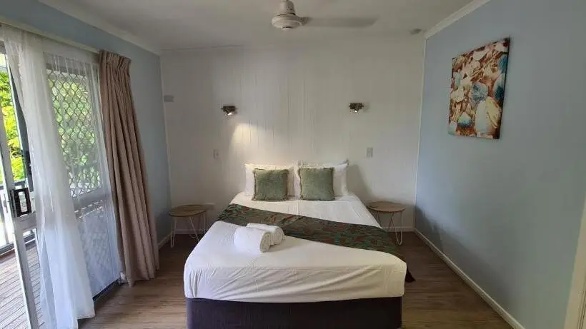 オーシャンビュースタンダードルーム, Cardwell Beachfront Motel