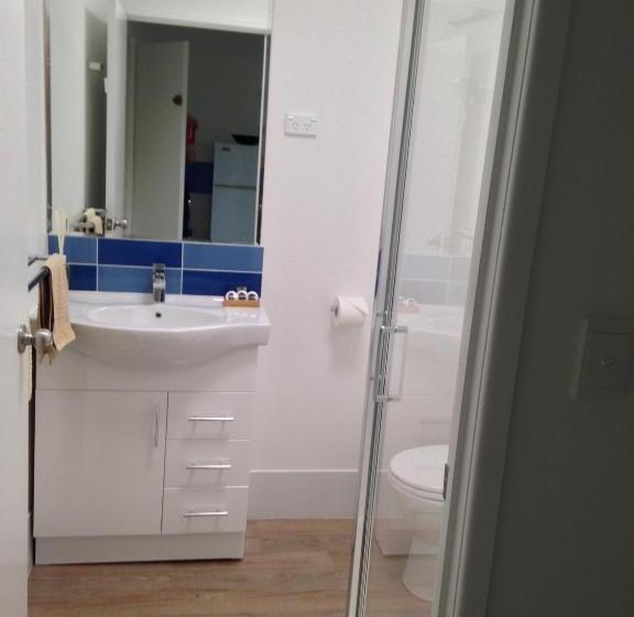 Студия Стандарт, Cardwell Beachfront Motel