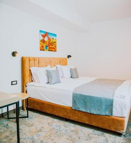 带1个卧室的豪华公寓, Corina