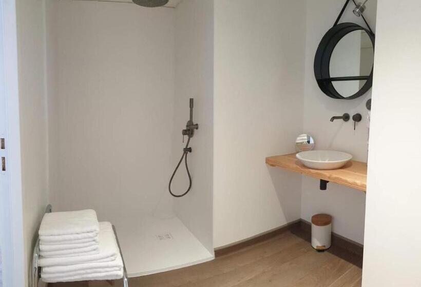 스탠다드 도시전망 룸, Restaurant Les Glycines