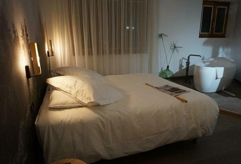 스탠다드 룸, Restaurant Les Glycines