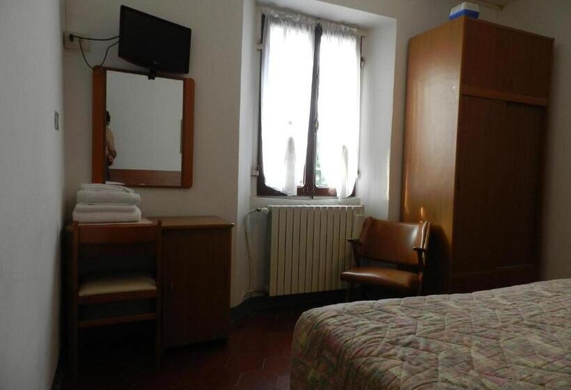 חדר סטנדרט לשלושה, Villa Svizzera