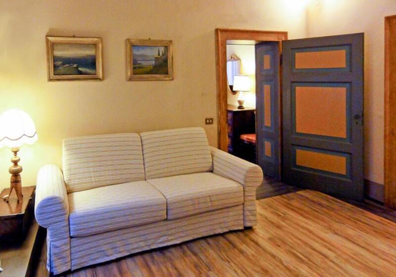 חדר משפחתי נוף לגינה, La Patirana Guesthouse