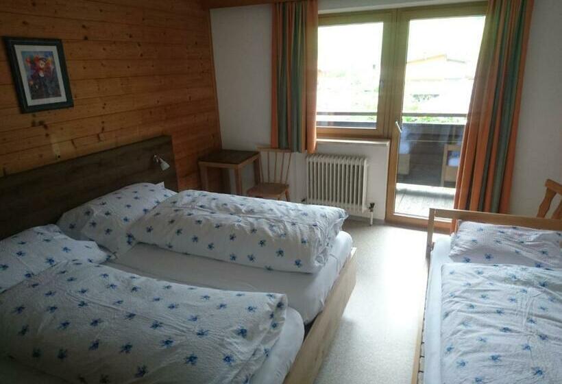 スタンダードトリプルルーム, Pension Alpenstern