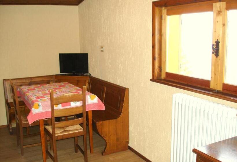 ガーデンビューの２ベッドルームアパート, Residence Mirage