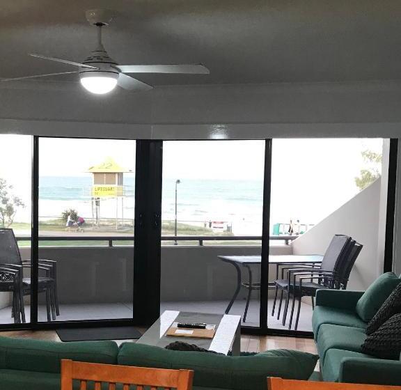 Апартаменты Deluxe 2 Спальни, Sandrift Beachfront Apartments