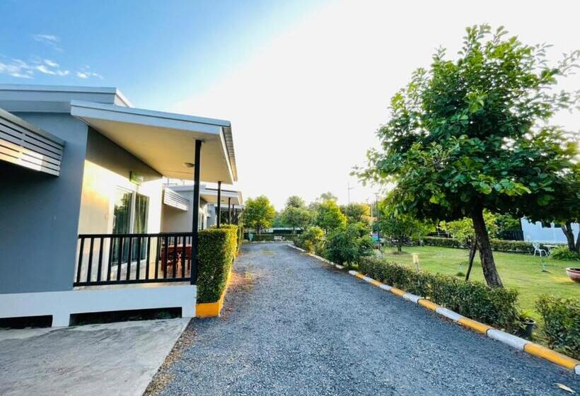 标准平房, Baan Ruay Suk Resort Lopburi