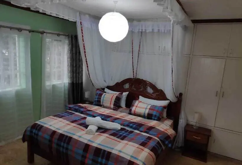 سوییت خانوادگی, Casa Tulia Nakuru