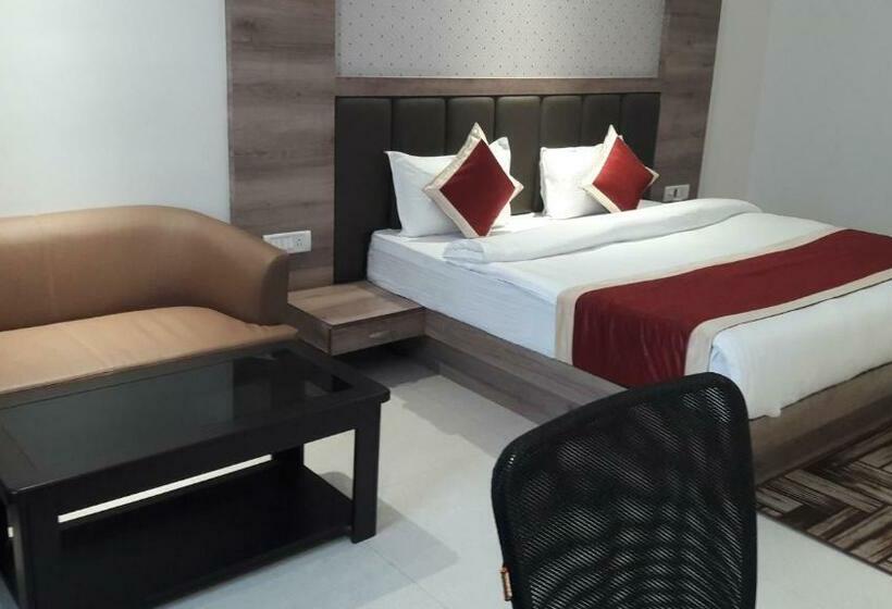 标准间, Crystal Grand