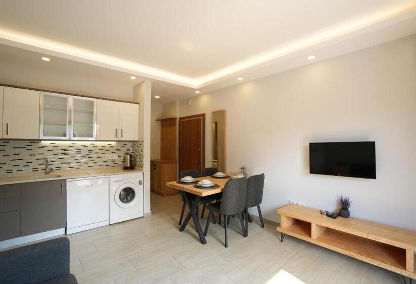 شقة غرفة نوم واحدة مزودة بشُرفة, Maye Residence