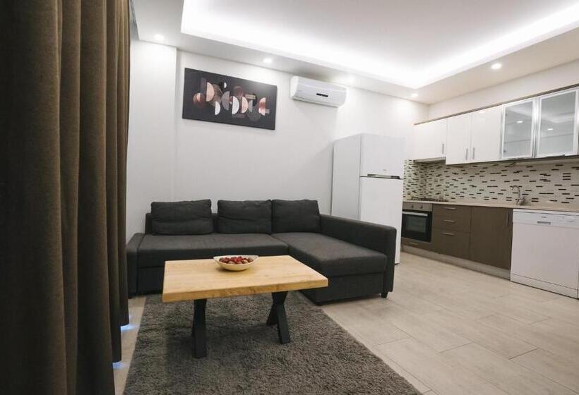 شقة غرفة واحدة مطلة على حمام السباحة, Maye Residence