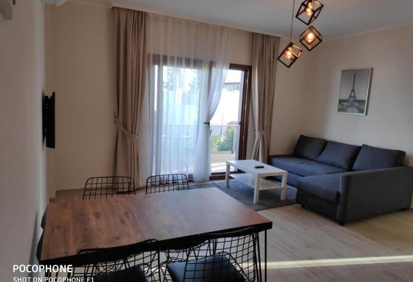 شقة غرفة نوم واحدة مزودة بشُرفة, Maye Residence