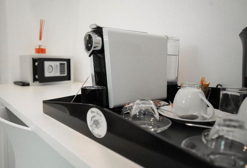 اتاق استاندارد با چشمانداز دریا, Cinque Terre Coast To Coast