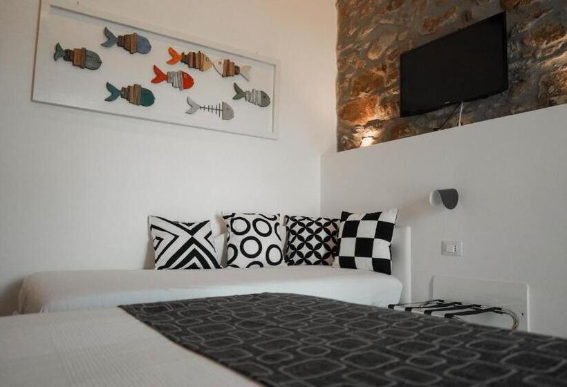 اتاق استاندارد با چشمانداز دریا, Cinque Terre Coast To Coast