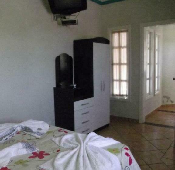 דירת חדר נוף לבריכה, Pousada Labella Monick