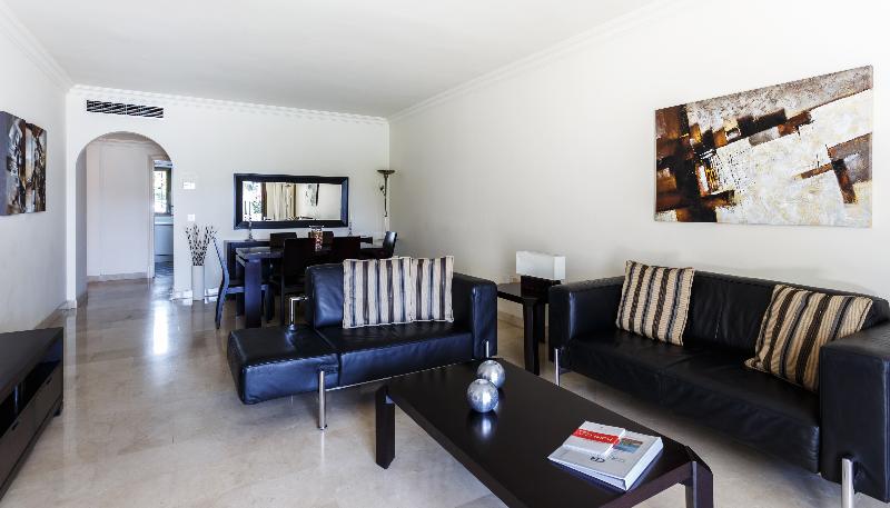 2ベッドルームアパートメント, Coral Beach Apart